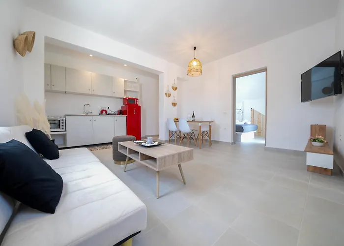 Acl'l Luxury Apartment *